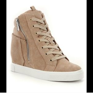 giani bini nude suede sneaker wedge